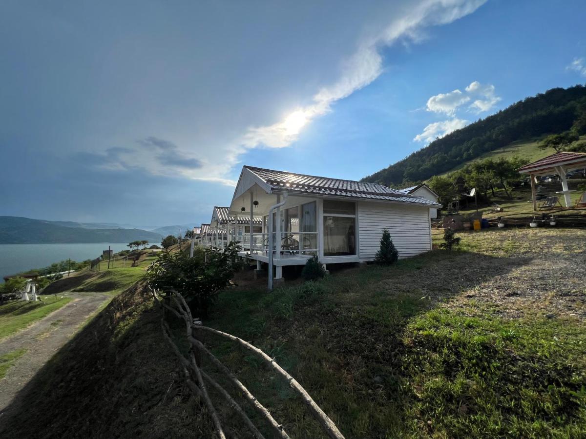 Vila Dream Tricule Svinita Exteriér fotografie