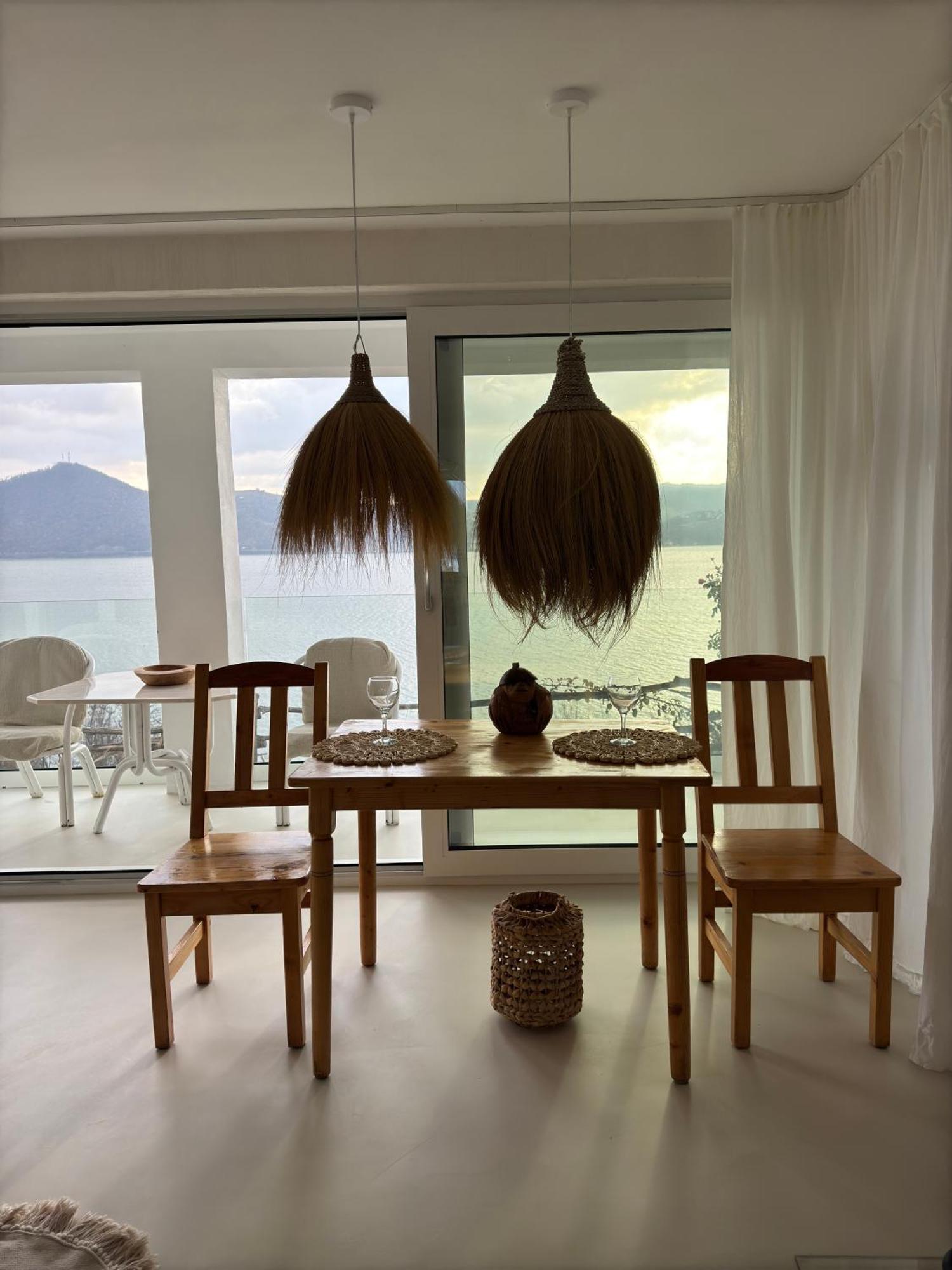 Vila Dream Tricule Svinita Exteriér fotografie