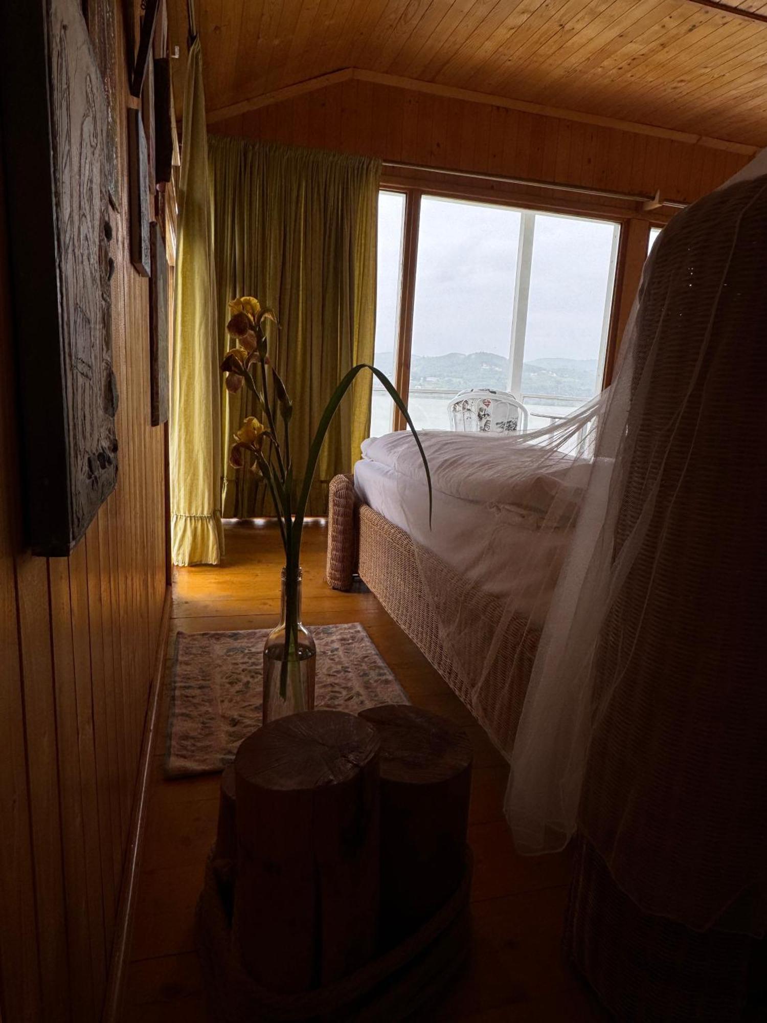 Vila Dream Tricule Svinita Exteriér fotografie