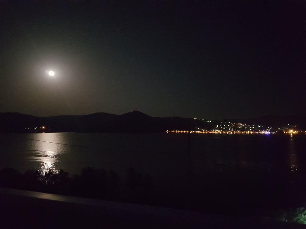 Vila Dream Tricule Svinita Exteriér fotografie